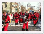 2006-03-05_15-01-12_Carnaval_88,0mm_F7,1_1_250_eme_DiMAGE A2 * 2560 x 1920 * (2.35MB)